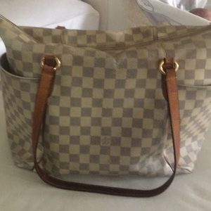 Louis Vuitton Totally bag